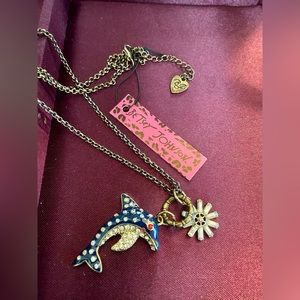 BETSEY JOHNSON Dolphin w/Gems Sunflower Chain Necklace New With Tags - NWT